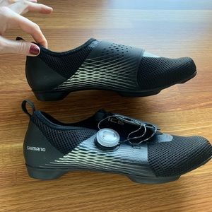 Shimano spin shoes - great condition!